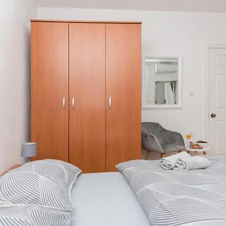 Skiljini Dvori - Studio-apartman 3 Apartment