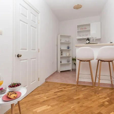 Skiljini Dvori - Studio-apartman 3 Lägenhet *